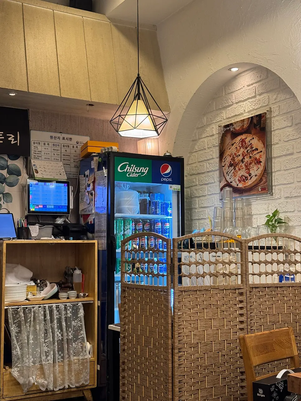 Pasta date with a kid at Garlic Cook & Story Western Dome