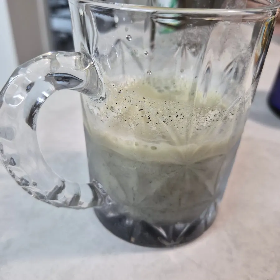 고소한 맛을 확인하며 마시는 약콩두유