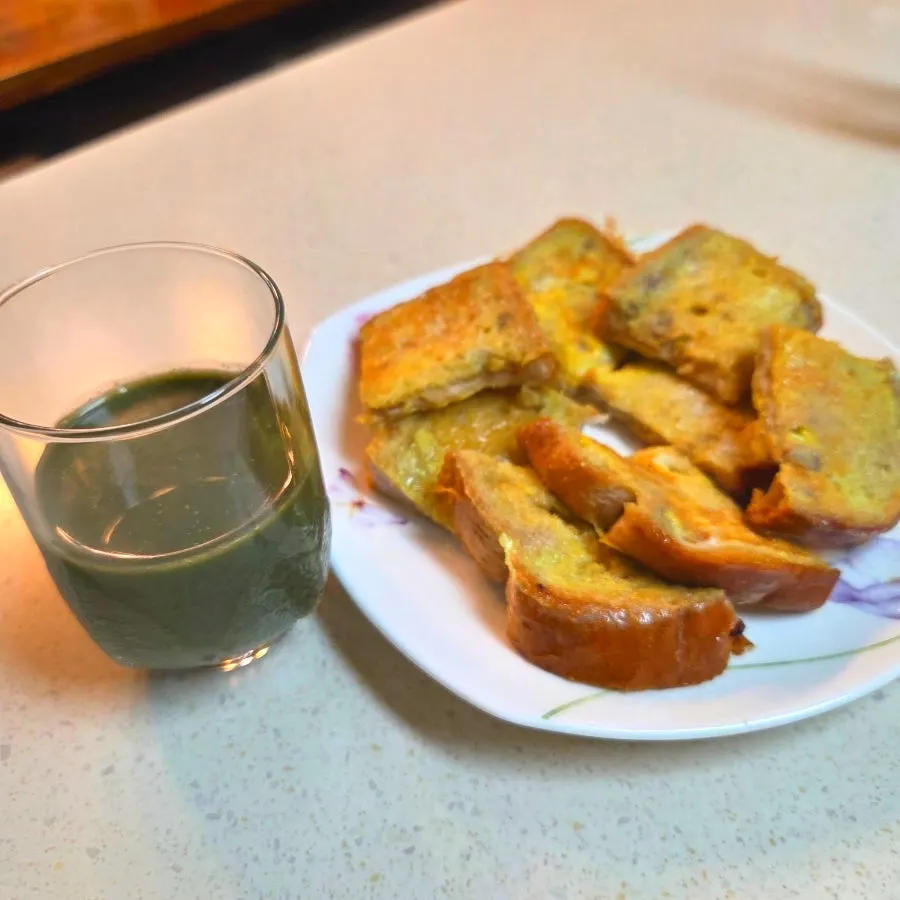아이 아침 대용으로 준비한 쑥두유 한 잔