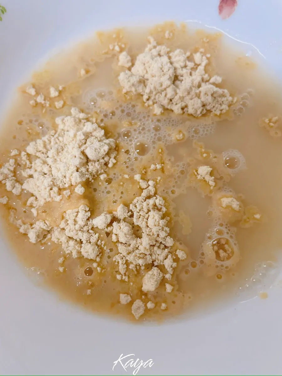 Powdered soup with the included spoon