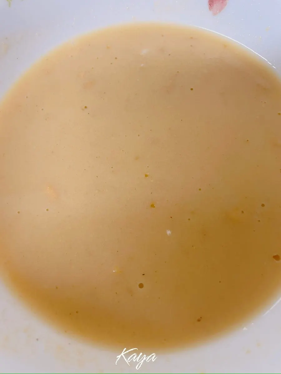 Corn bean cream soup finished in a single cup