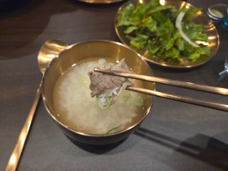 Meat and radish inside the gomtang bowl