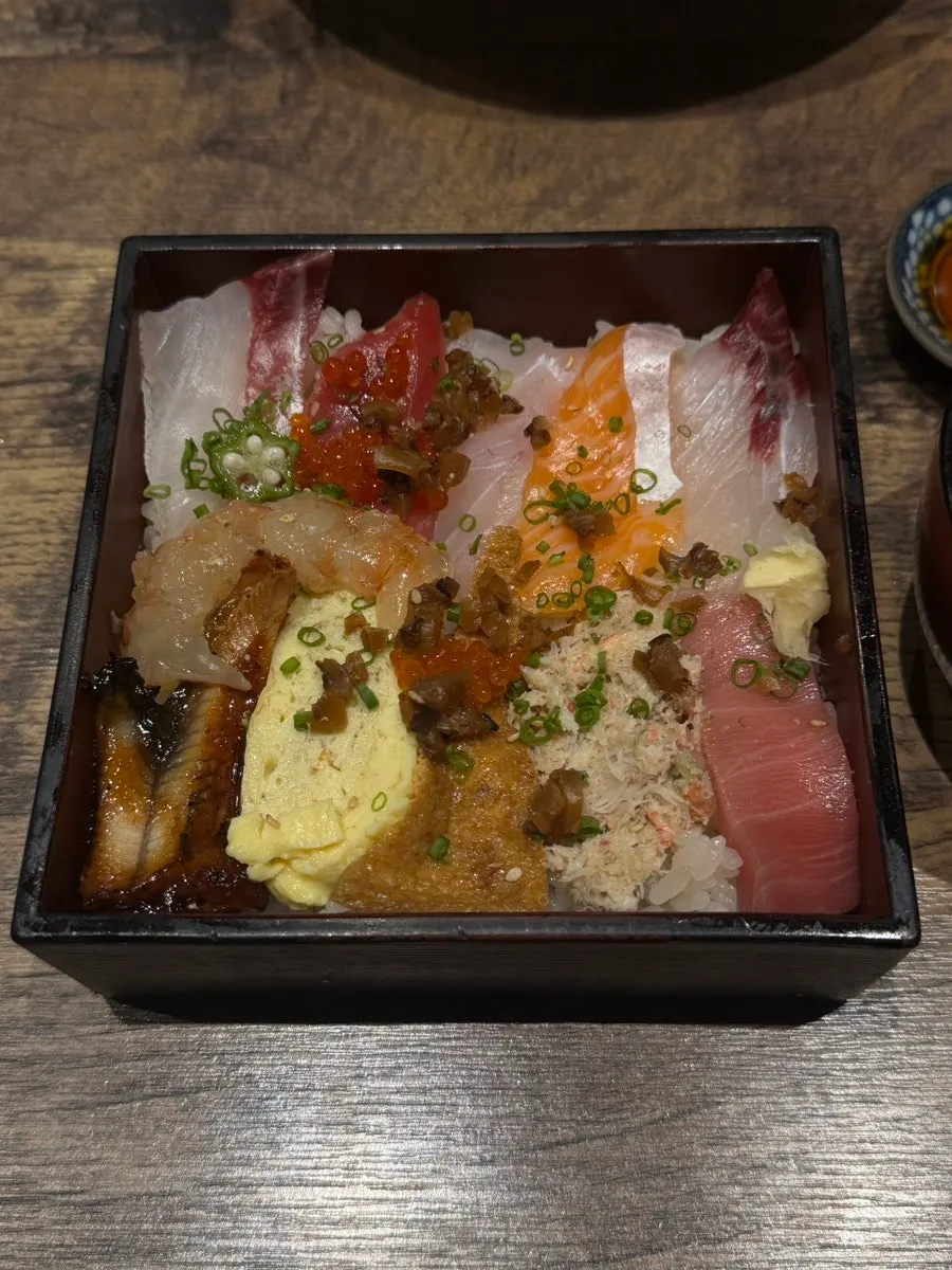 회가 올려진 카이센동18