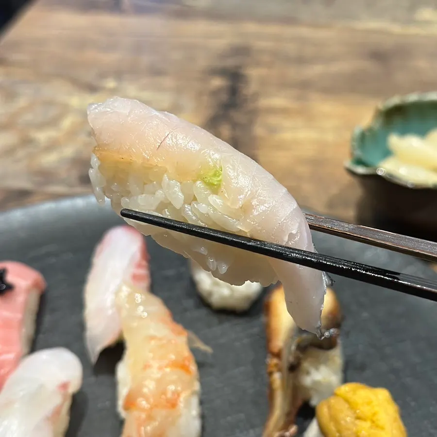 Twelve sushi pieces in the dinner course