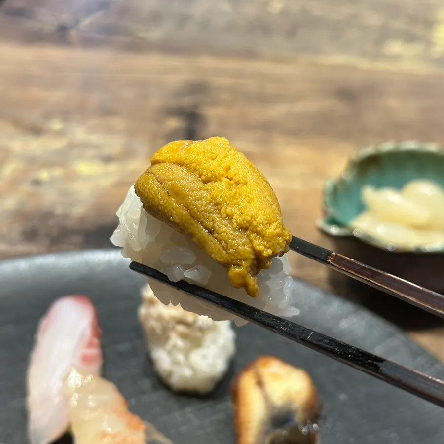 White-fleshed and red-fleshed fish sushi