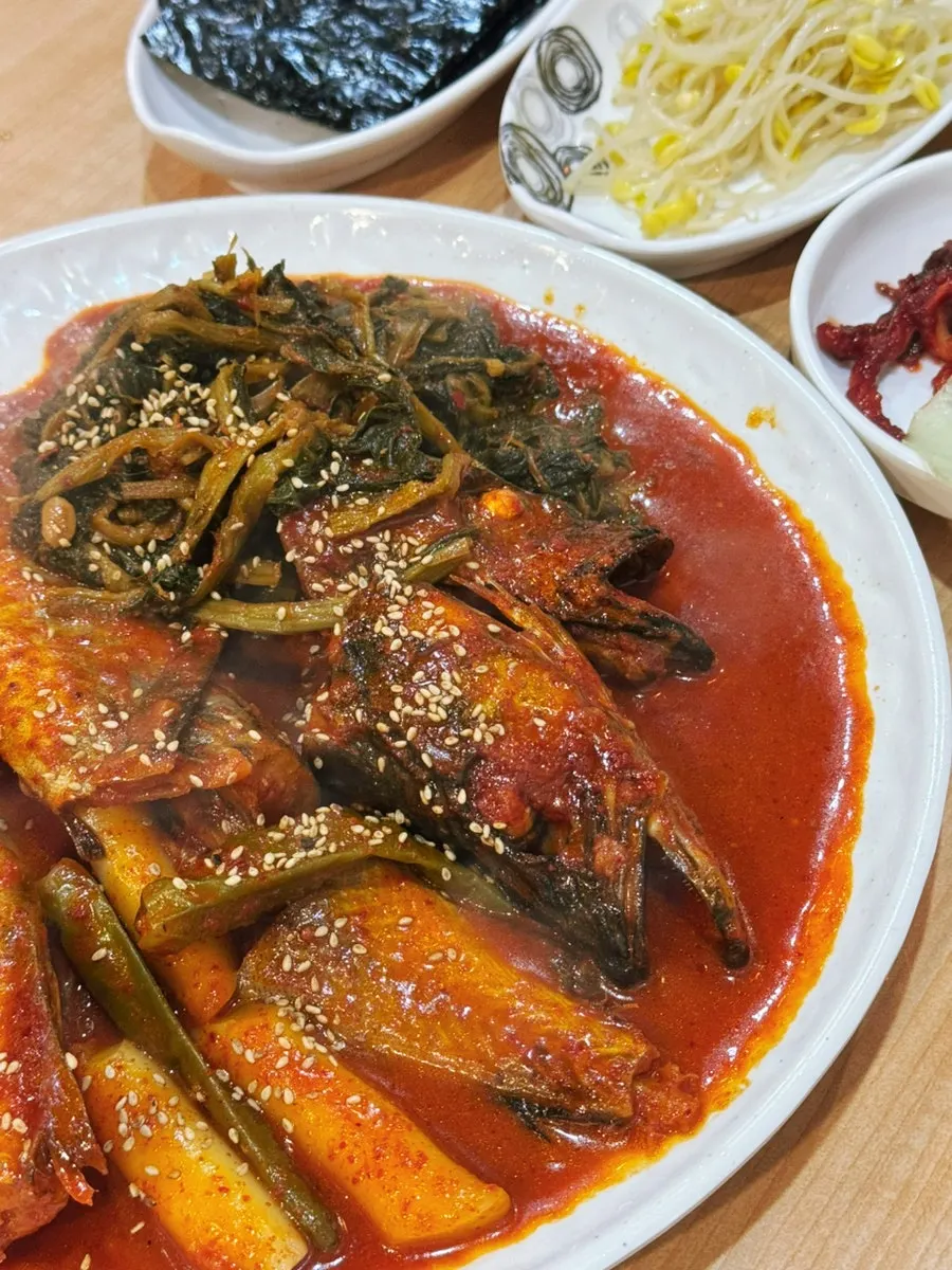 식사 마친 김명태 가산점 테이블