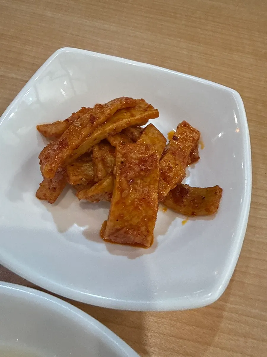 명태찜과 곁들이는 기본 반찬