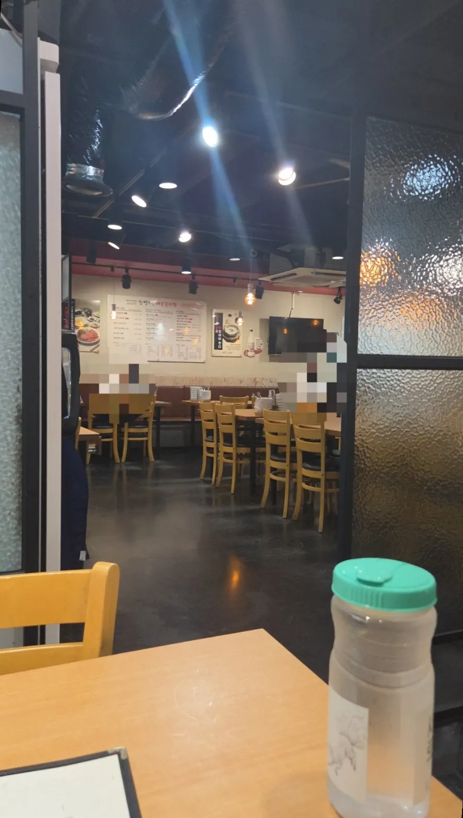 Quiet interior of Gim Myeongtae Gasan Branch in the early evening