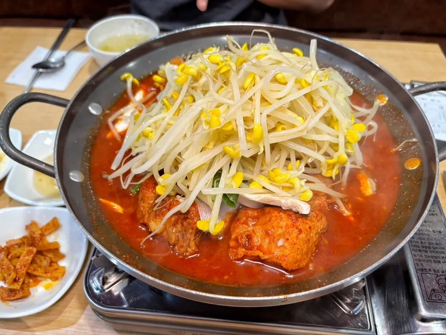 매운갈비찜 소 순한맛 상차림