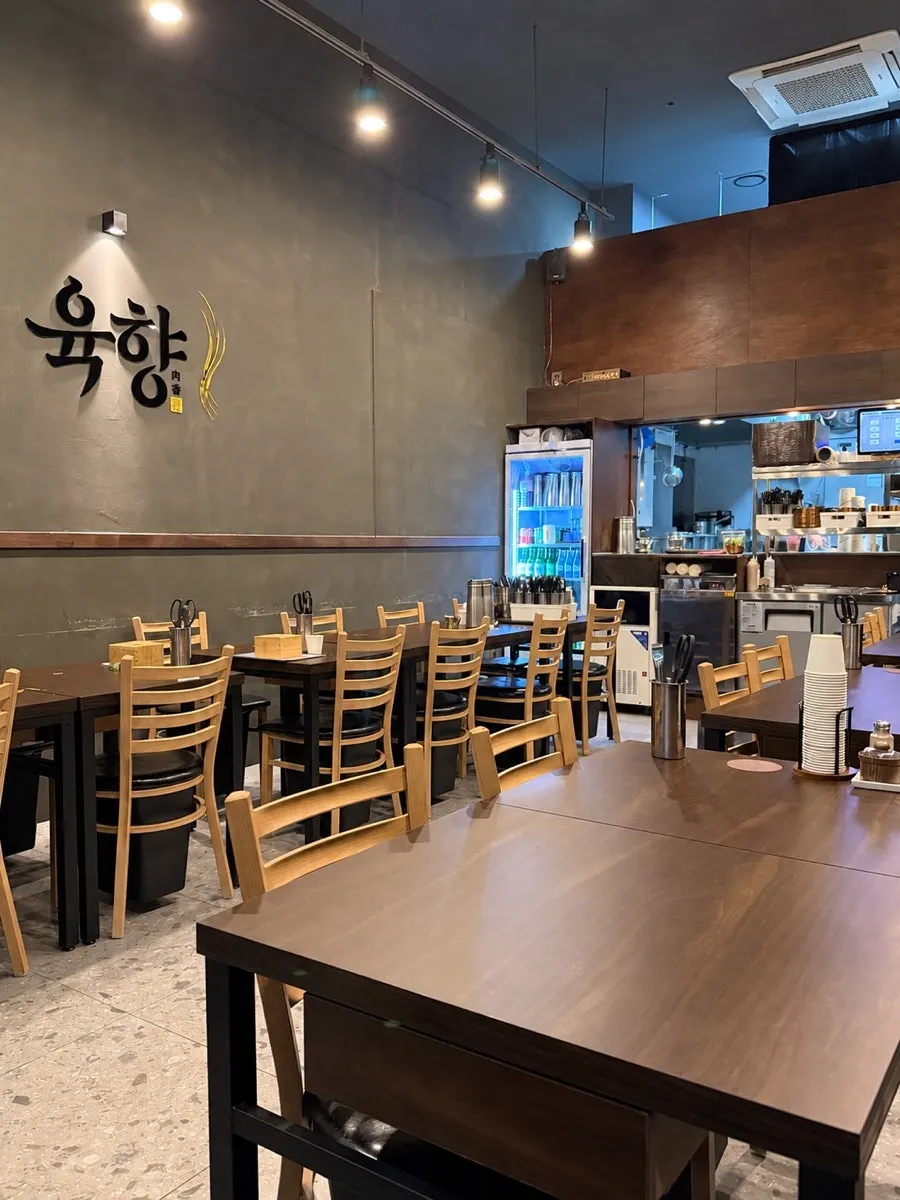 Row of tables inside Yukhwang