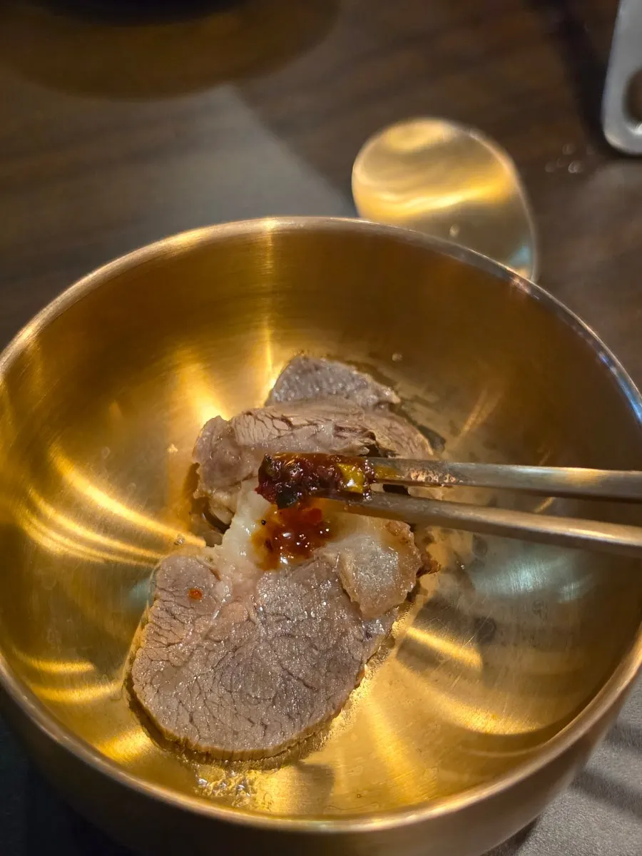 수육전골과 함께 마신 청명주 한 잔