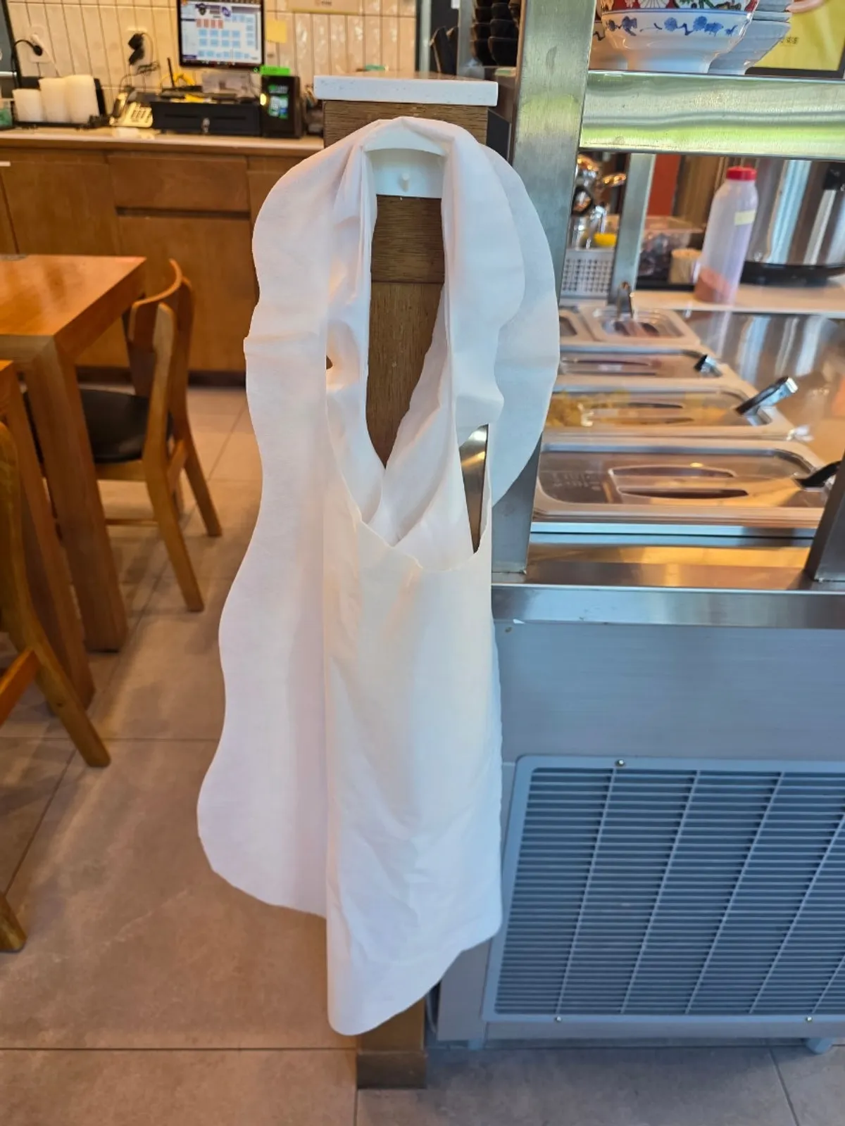Disposable apron and children's dishes for kids