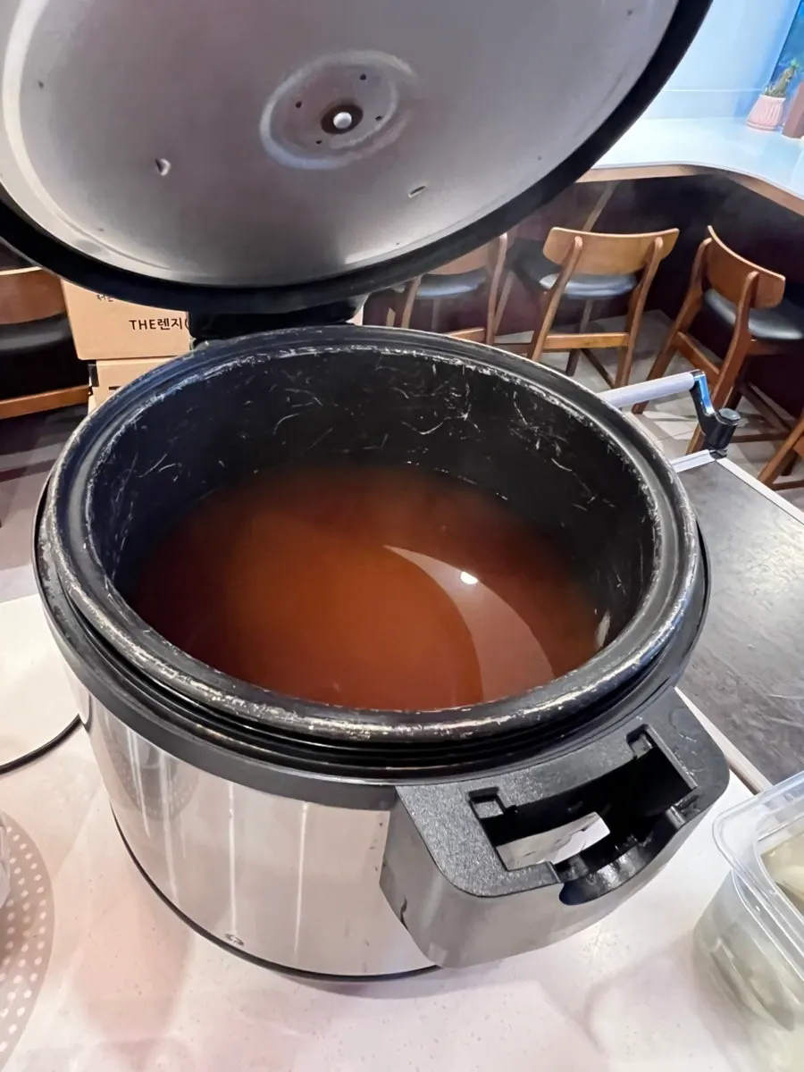 Petunjuk dan peralatan di self-serve bar