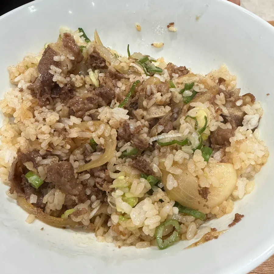 A generously filled bowl of gyudon