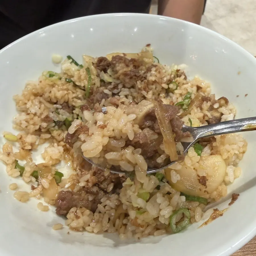Gyudon with seasoned beef mixed in