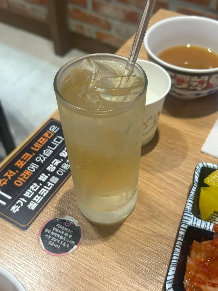 Johnnie Walker highball enjoyed with dinner