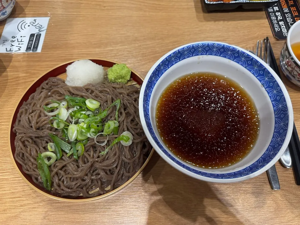 Buckwheat soba with extra noodles and pork cutlet set