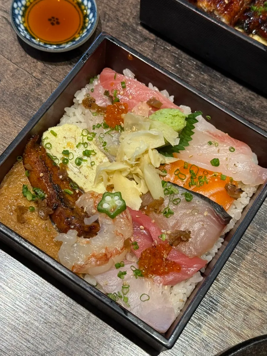 진한 국물의 우동