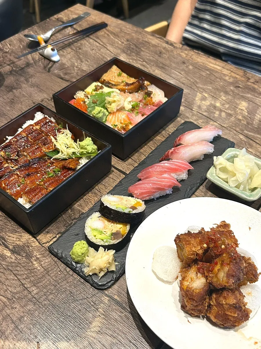 마무리로 나온 시원한 우동