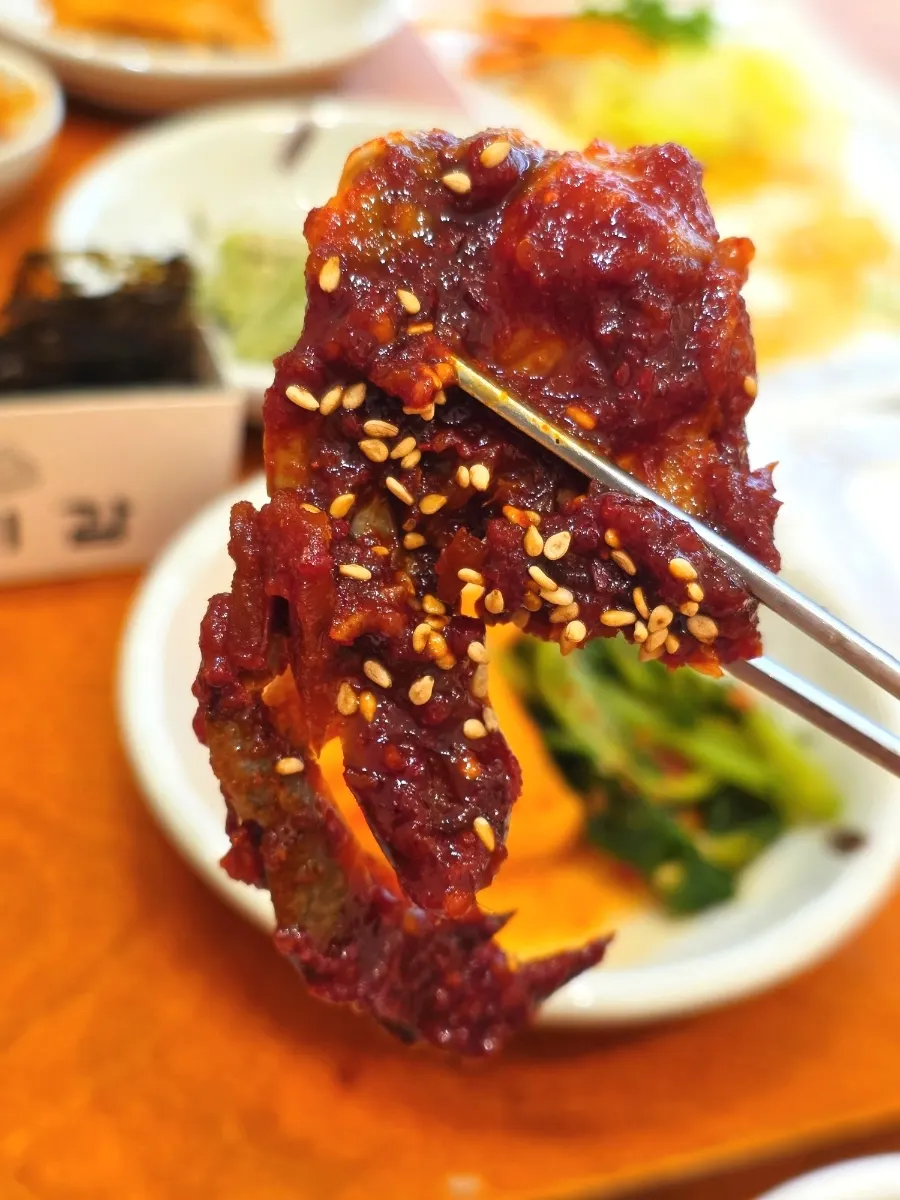 매콤달콤한 양념게장 반찬