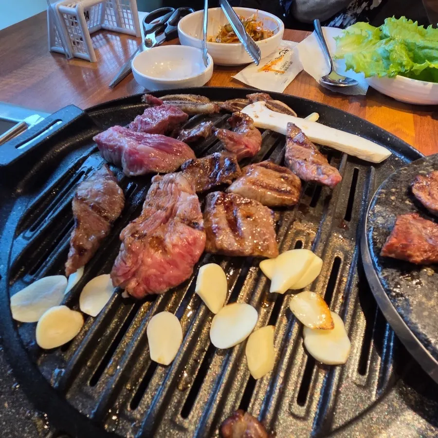 여러 부위의 소고기 구성