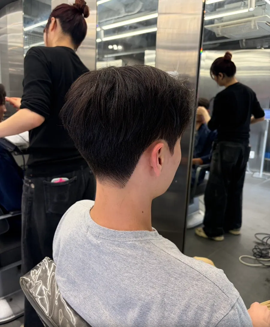 다운펌 시술 중인 긱헤어 왕십리점 시술 장면