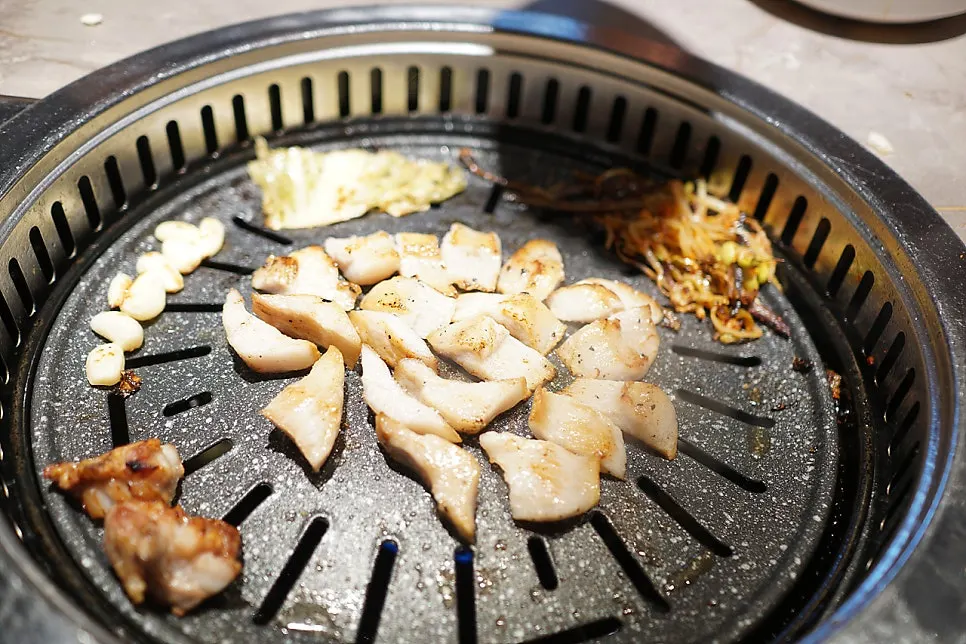 구워낸 부드러운 항정살