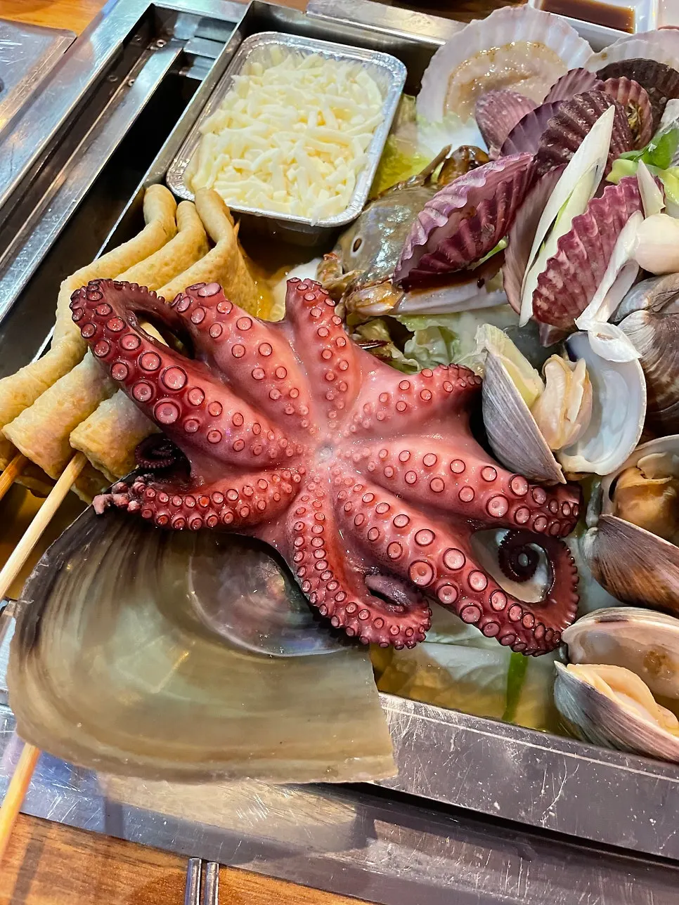 Clam meat picked out of the shells