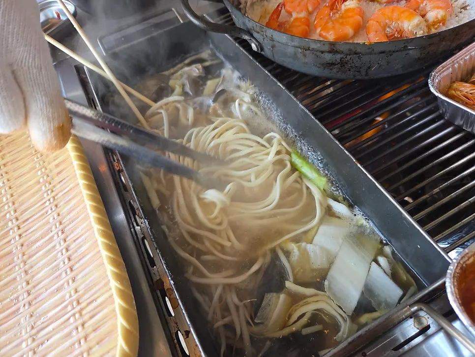 Seafood broth for adding kalguksu noodles