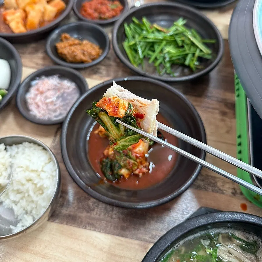 Suyuk wrapped in geotjeori