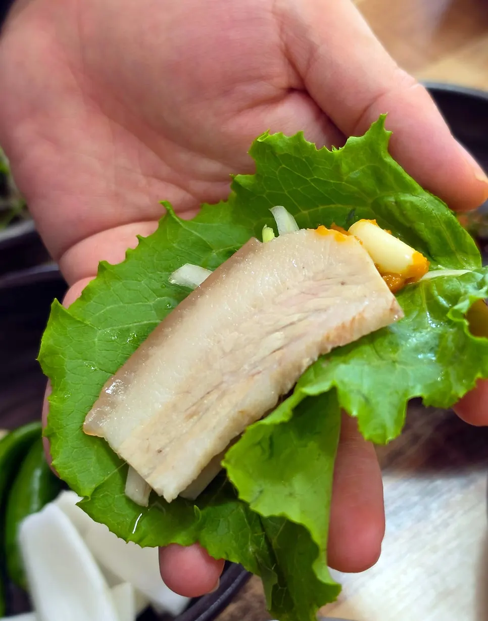Cross-section of juicy suyuk