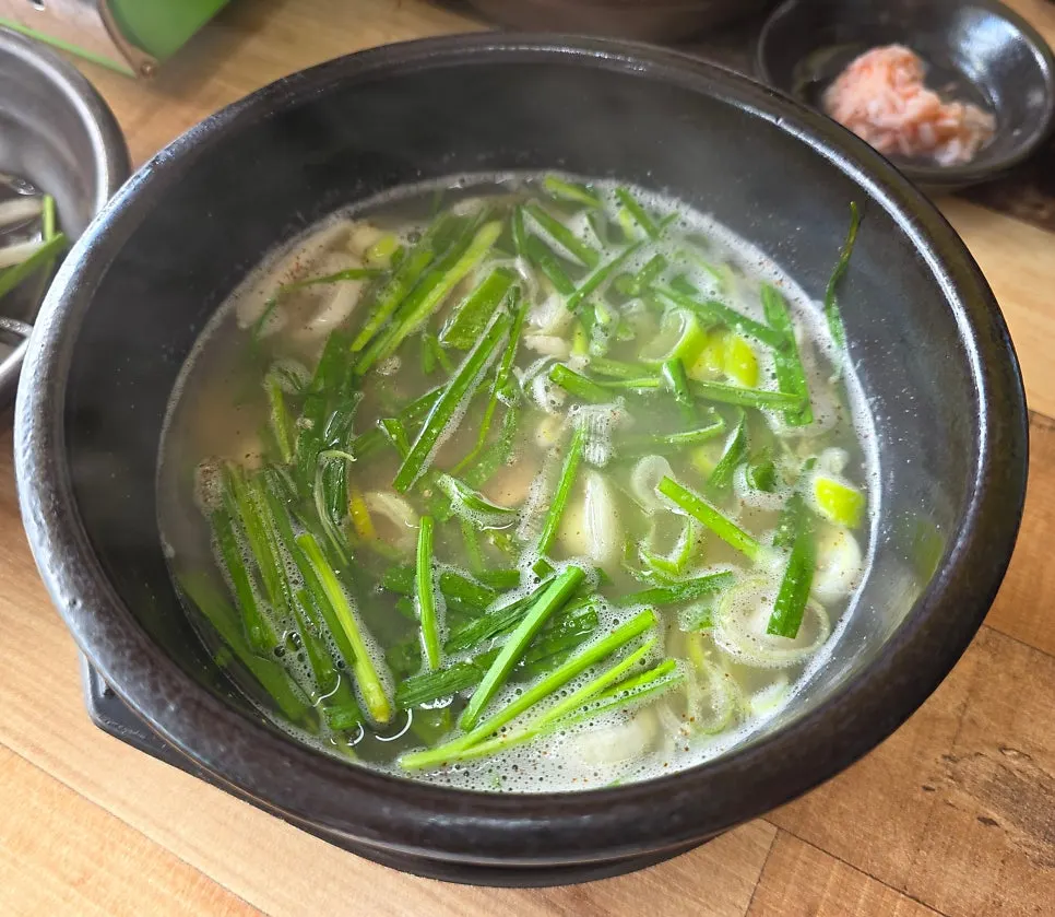 A plate of small suyuk at Bongga Gukbap