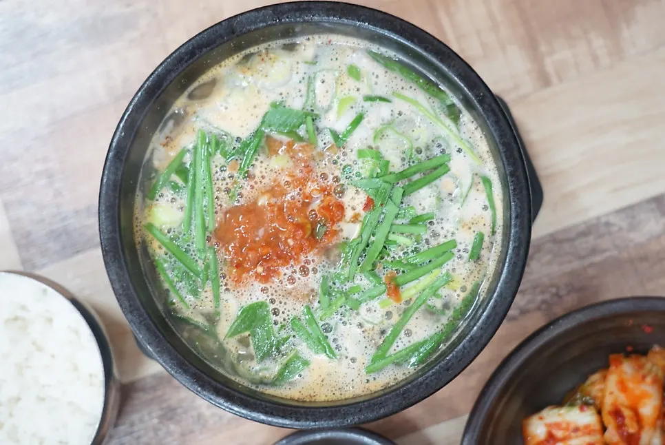 Gukbap at Bongga Gukbap with dadaegi mixed in