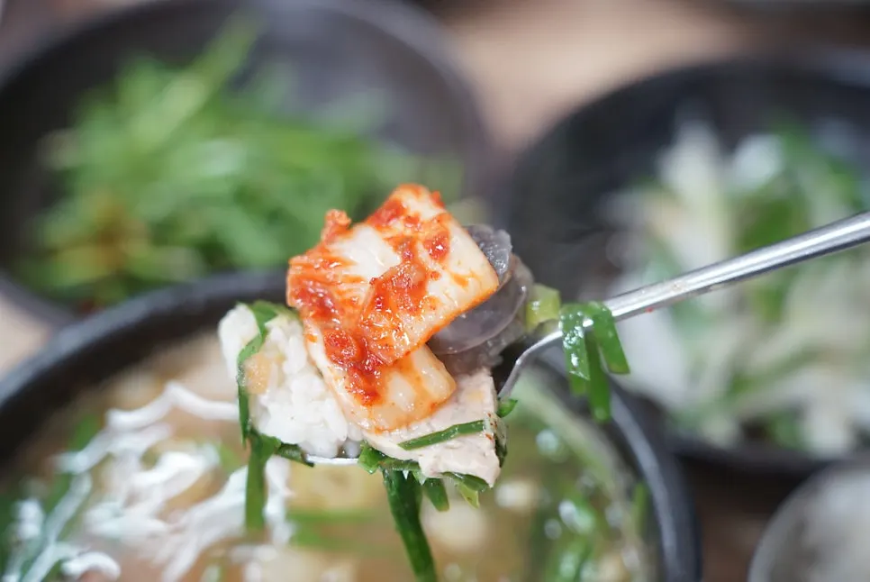 Kimchi and cheongyang chili peppers from the self-serve bar
