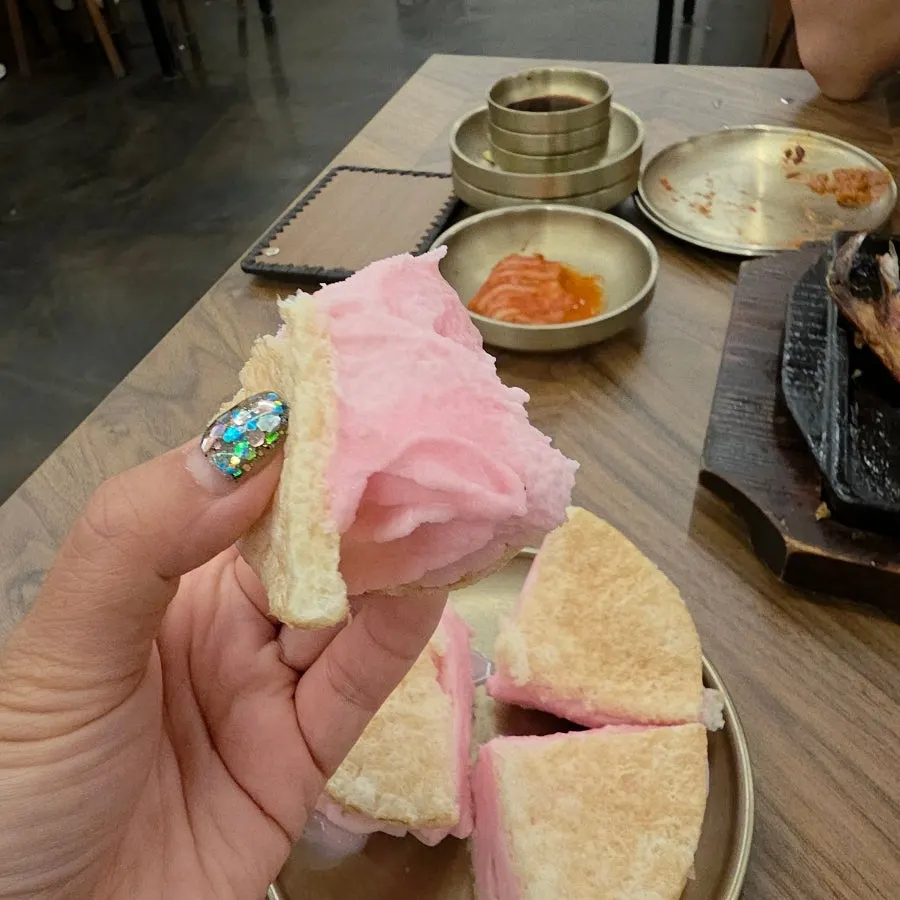Close-up of the ppeong-seukeurim ice cream dessert