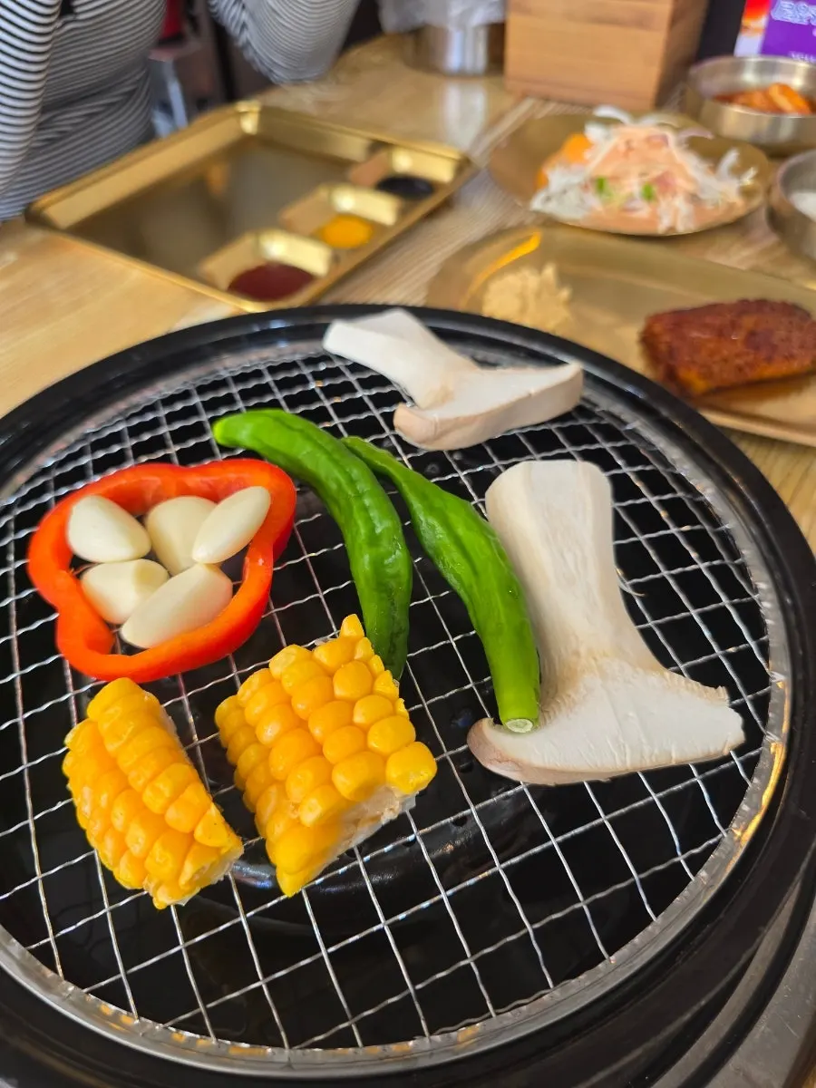 석쇠에 올려 굽는 야채 가니시