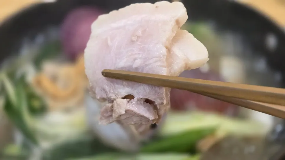 Lean bossam eaten with dried radish