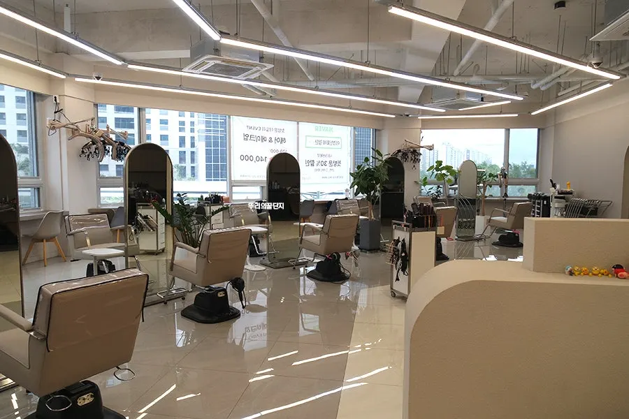 Interior of Lee Kyung Min Foret Geomdan New Town Branch