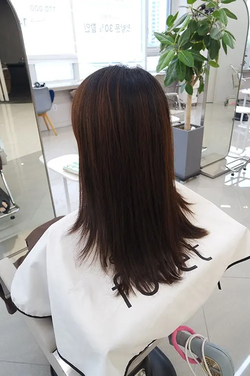 Before shot of hair with a crown brightened by home box dye