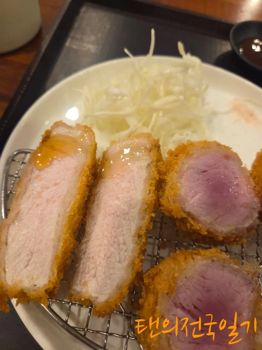 Pork loin cutlet with perilla oil