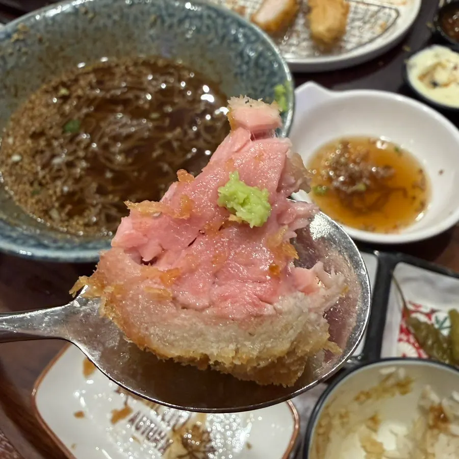 Tenderloin cutlet with sauces