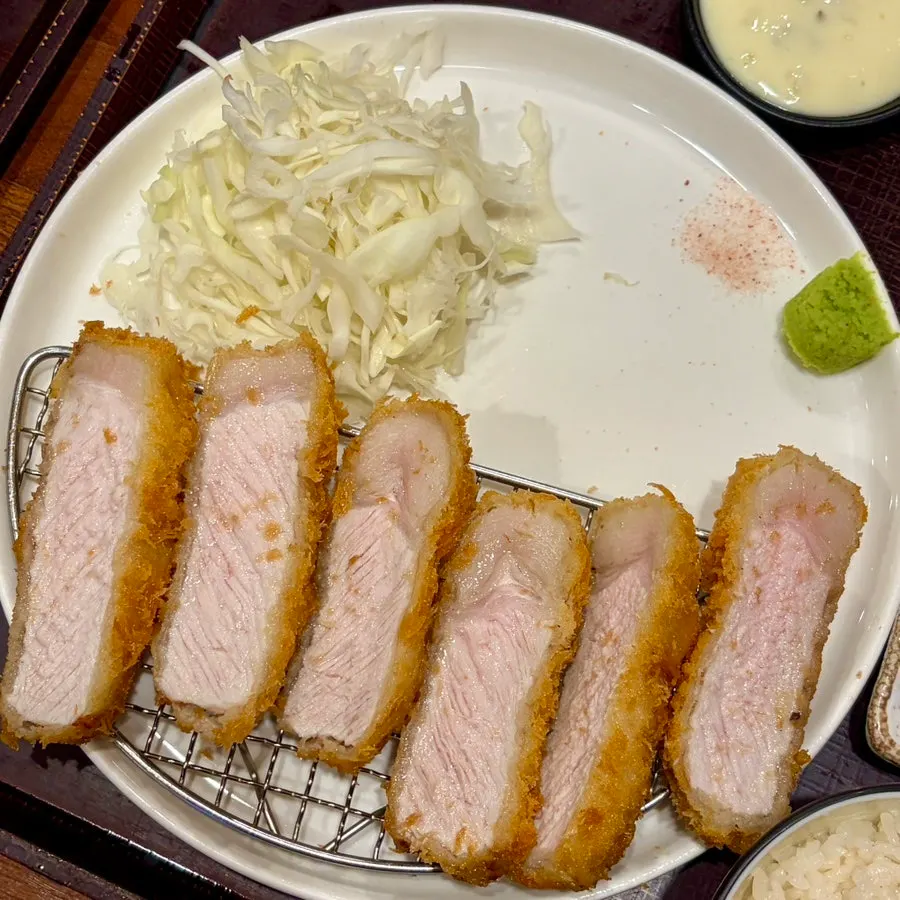 Premium Ho loin cutlet and fried shrimp
