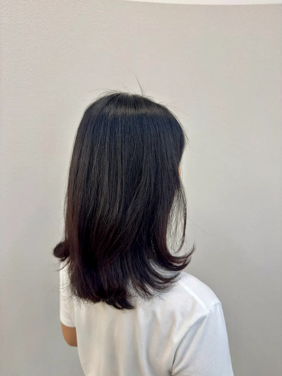 Softly finished hair ends