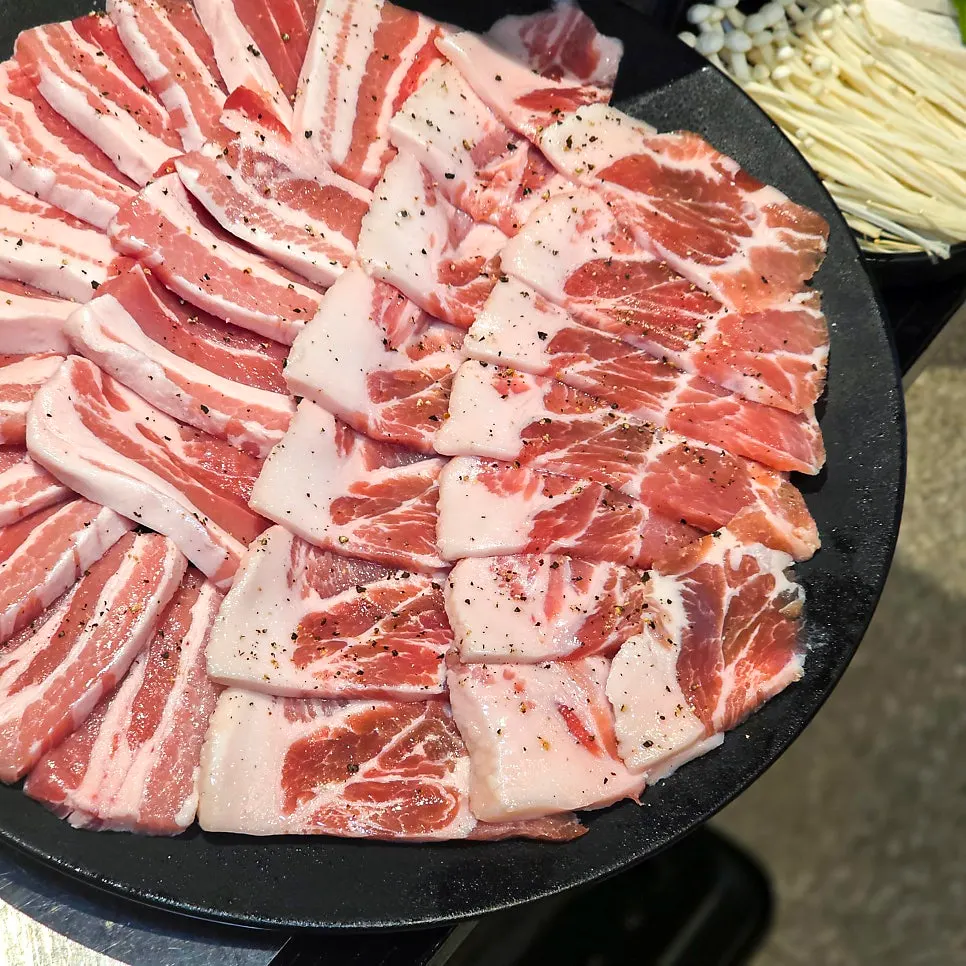 태돈 한돈 모듬 생고기 한판