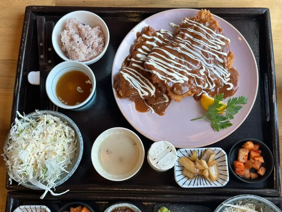 겸손돈가스 검단점 경양식돈가스 한 접시