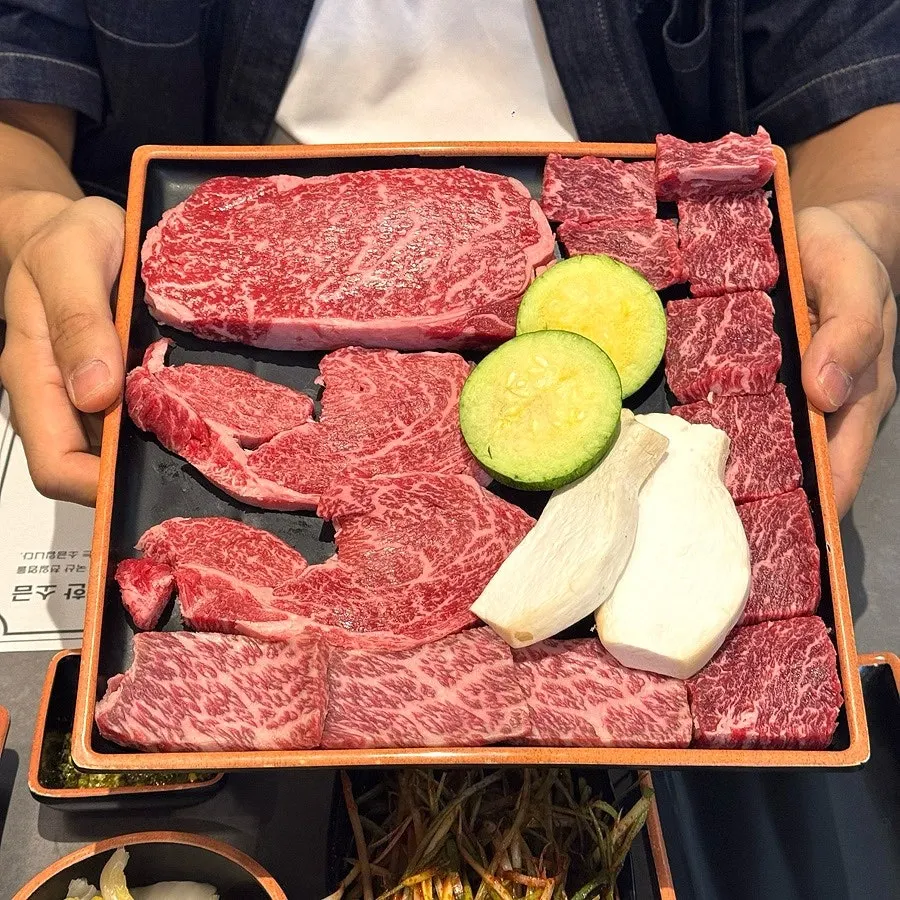 투쁠 한우 스페셜세트 500g 구운 고기