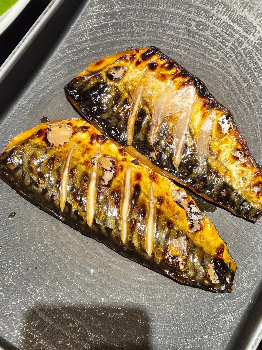 Wood-fired mackerel spread for two people
