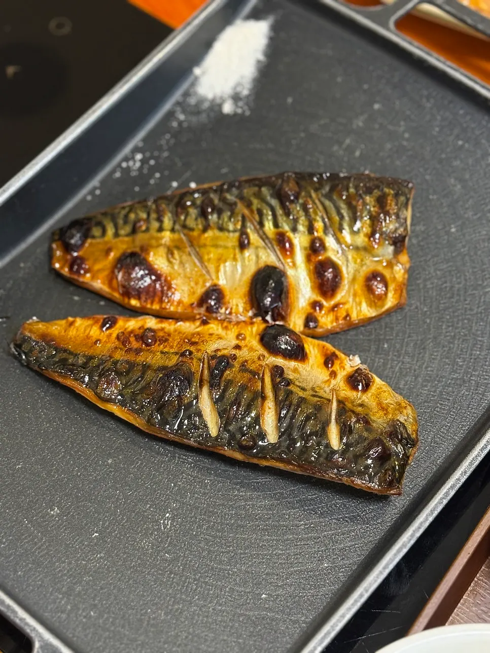 Moist mackerel flesh pulled apart