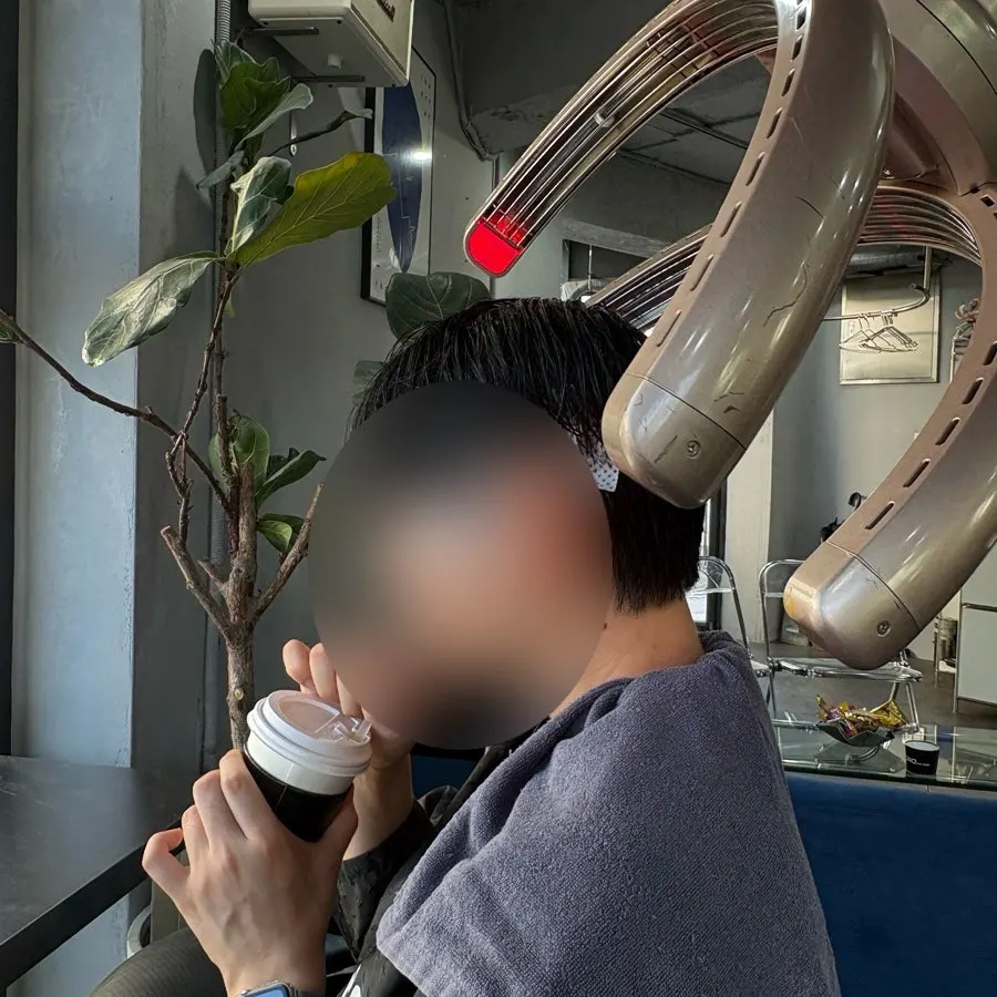 대기 손님에게 제공된 녹차 음료