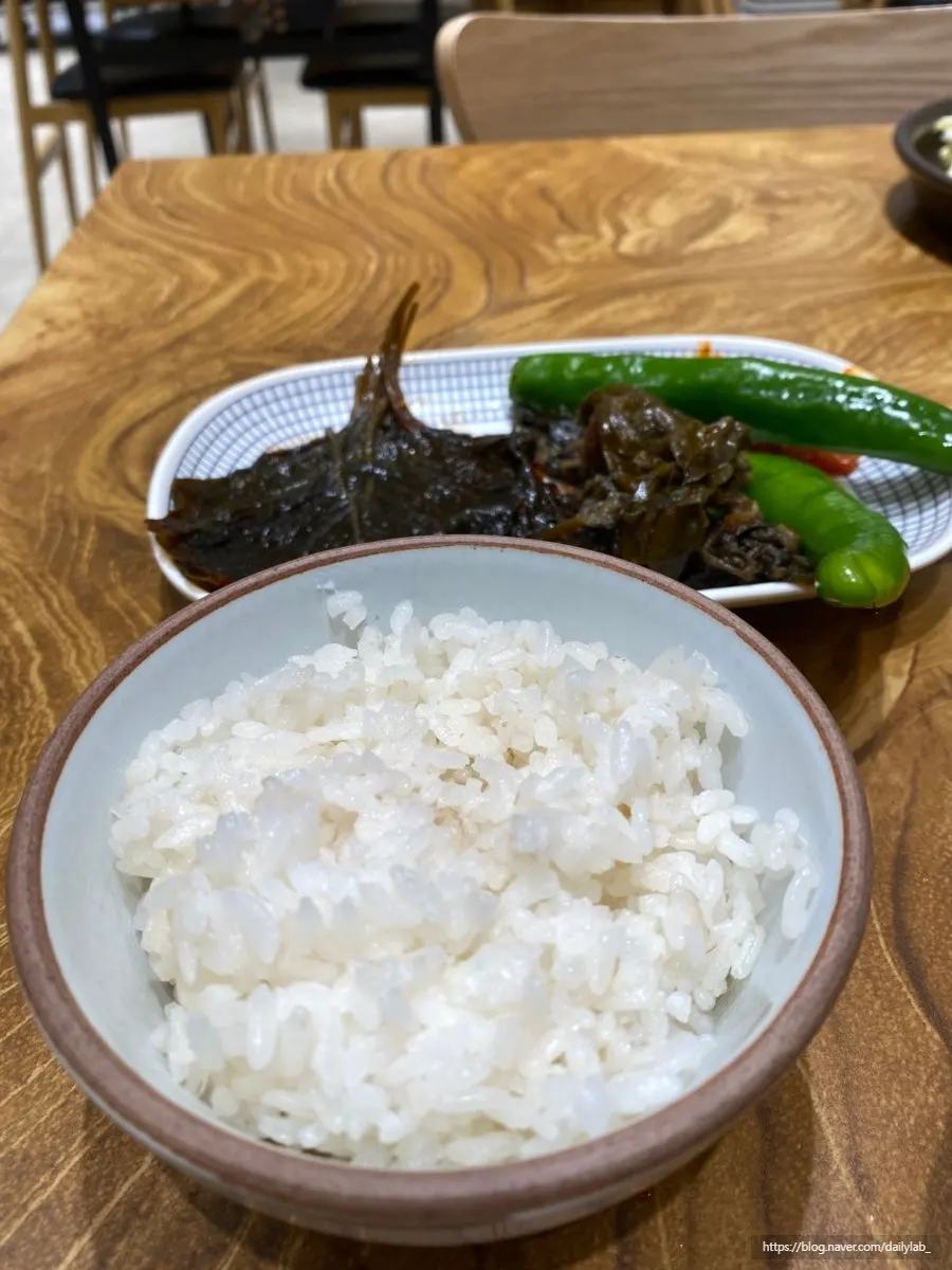셀프코너 반찬 된장 깻잎